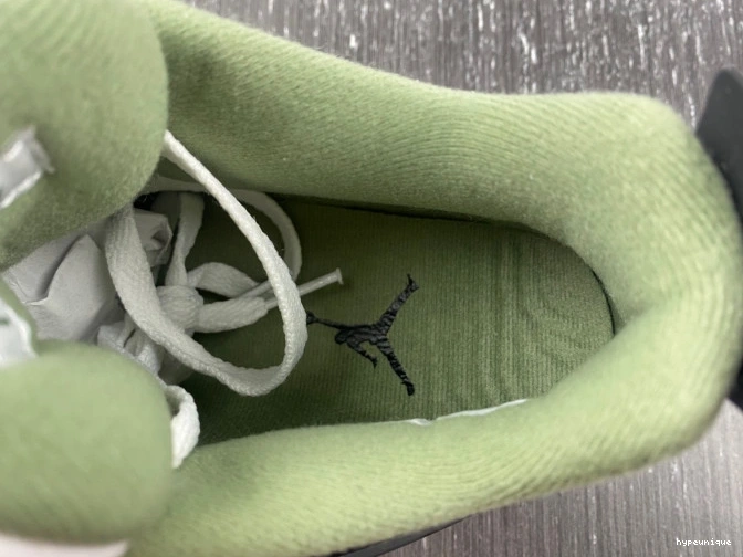 HYPE Jordan Seafoam AQ9129-103 Air 4 WMNS 0822